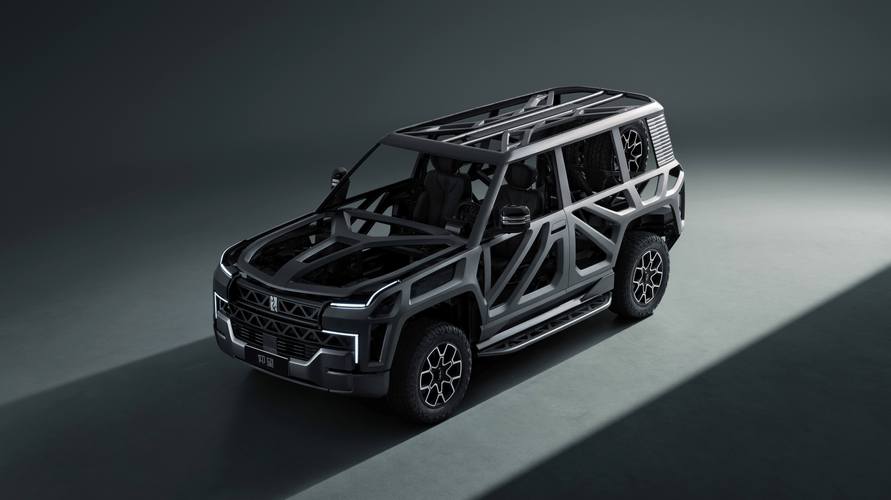 深圳113仰望U8硬派越野的科技魅力，国能汽车对传统燃油车市场的冲击